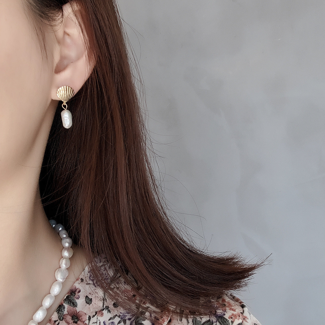 Women's Sterling Silver Vintage Shell Pearl Earrings