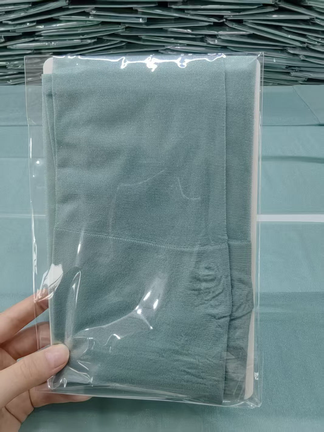 Ladies' Smooth High-Thigh Sheer Stockings