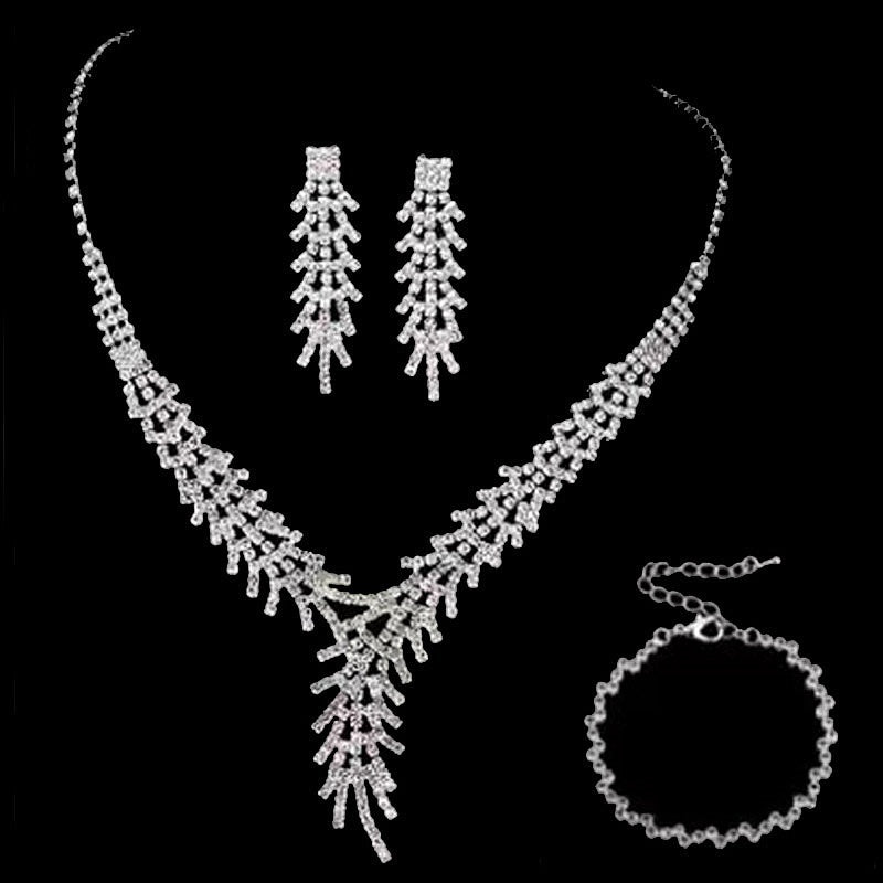 Fashion Claw Chain Rhinestone Necklace Earring Bracelet Set