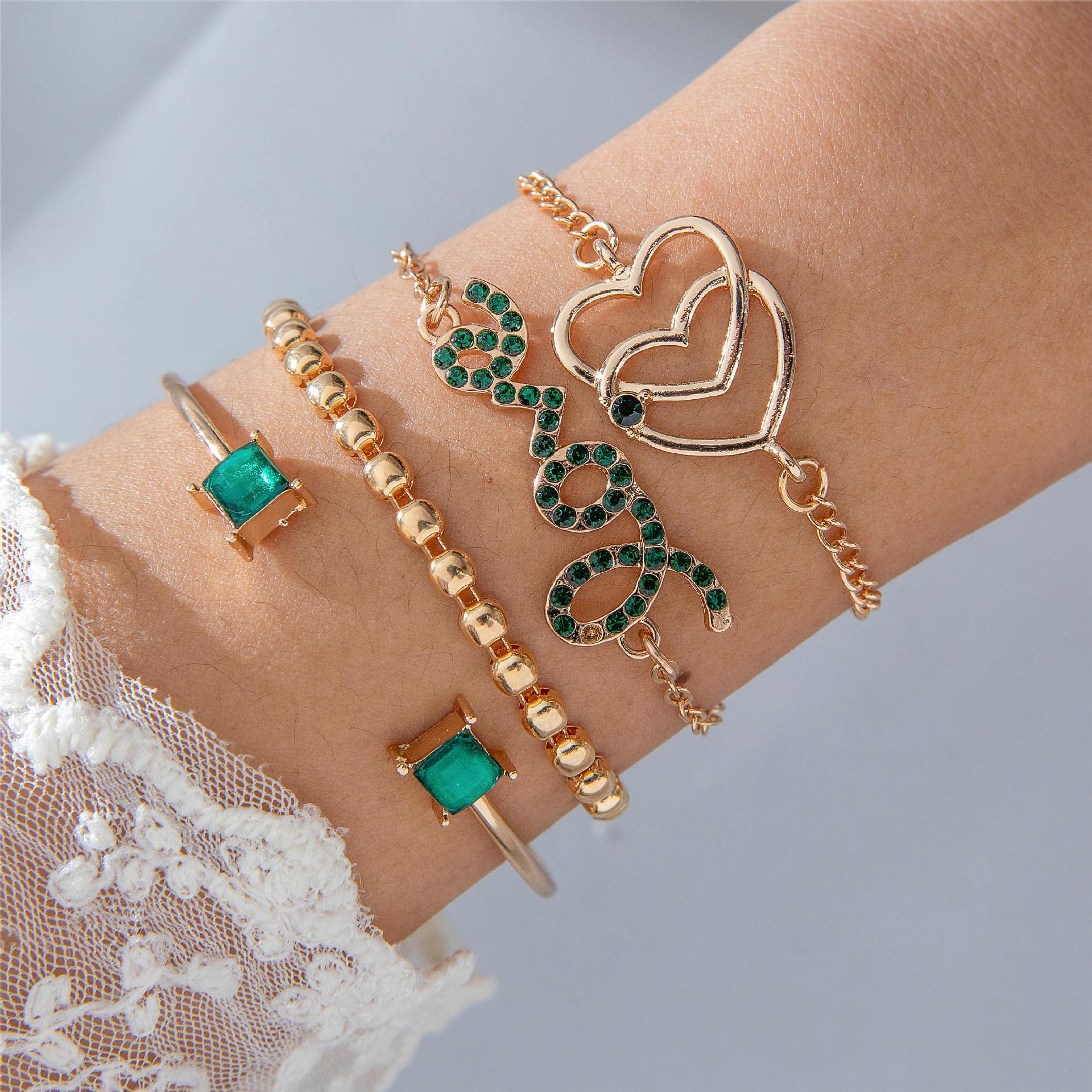 Fashion Special Diamond Jade Bracelet Suit